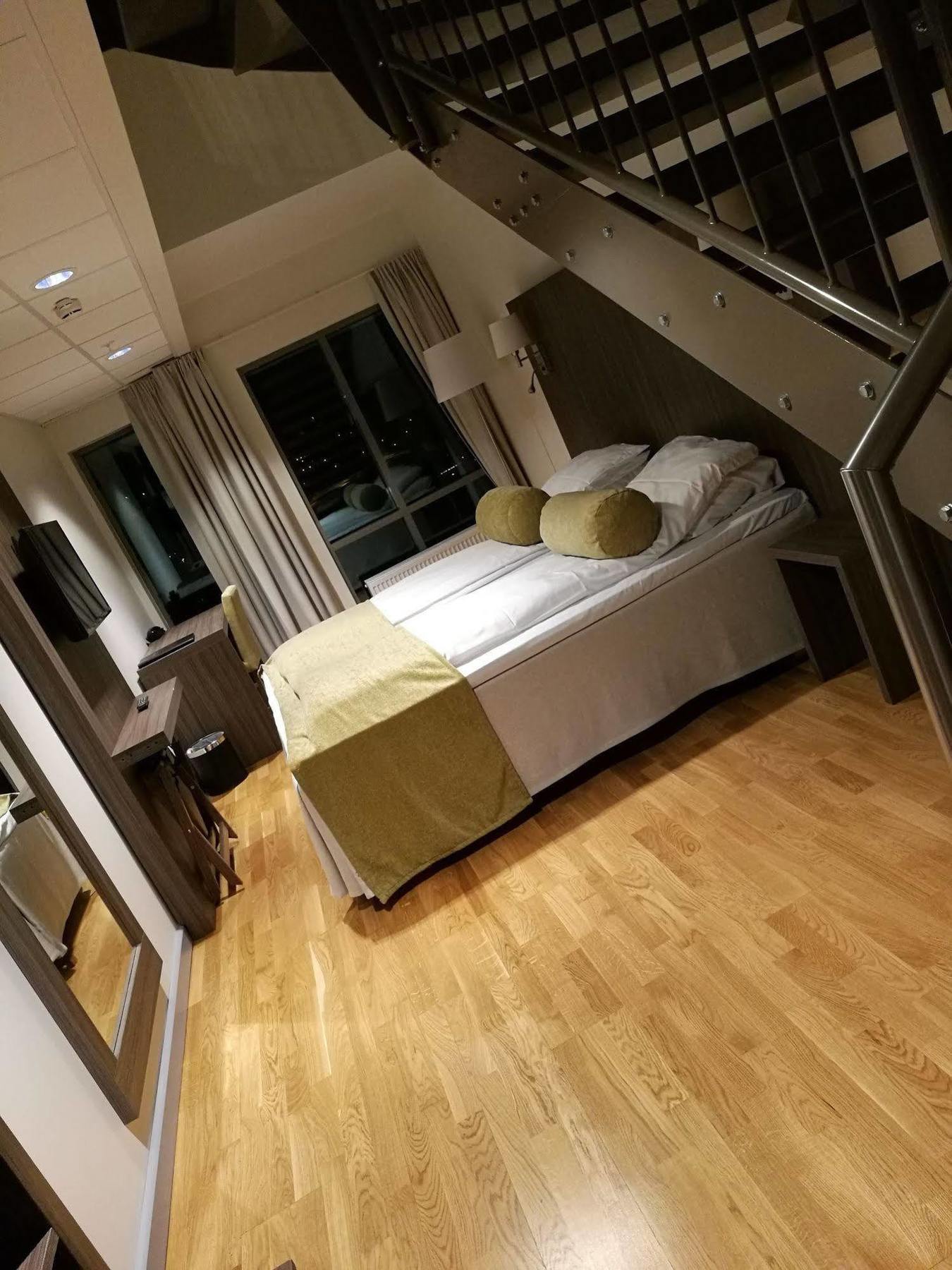 Dombas Hotel エクステリア 写真